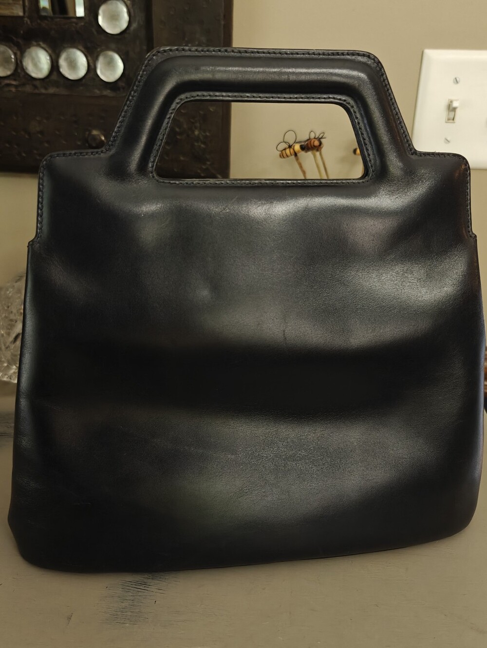 Salvatore Ferragamo Gancini Small Leather Hand Bag - Black with Gold Hardware - Picture 3 of 16